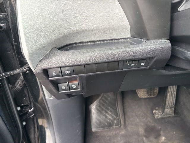 Toyota Sienna LE 8 Passenger 2025