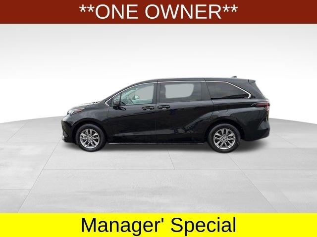 Toyota Sienna LE 8 Passenger 2025