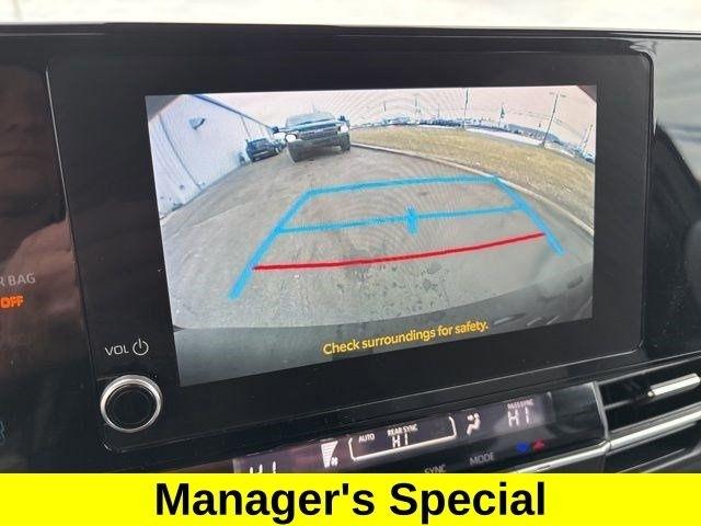 Toyota Sienna LE 8 Passenger 2025