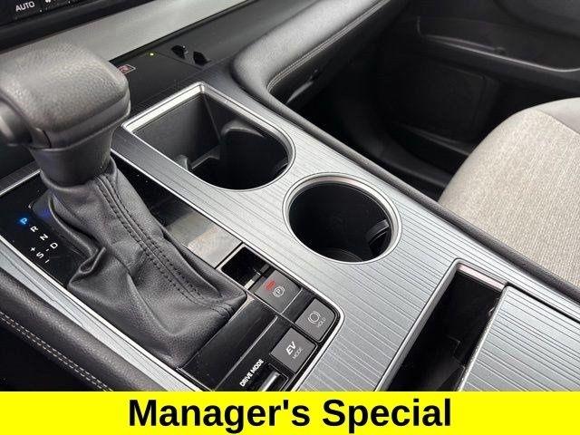 Toyota Sienna LE 8 Passenger 2025