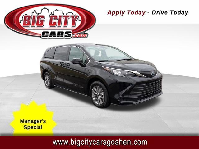 Toyota Sienna LE 8 Passenger 2025