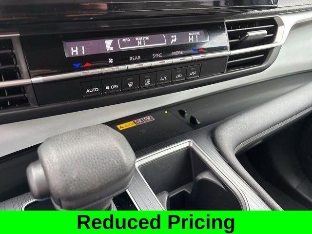 Toyota Sienna LE 8 Passenger 2025