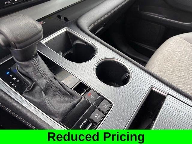 Toyota Sienna LE 8 Passenger 2025