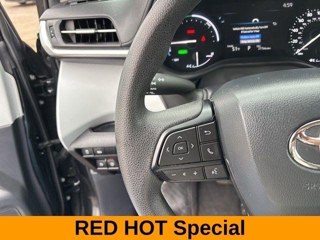 Toyota Sienna LE 8 Passenger 2025