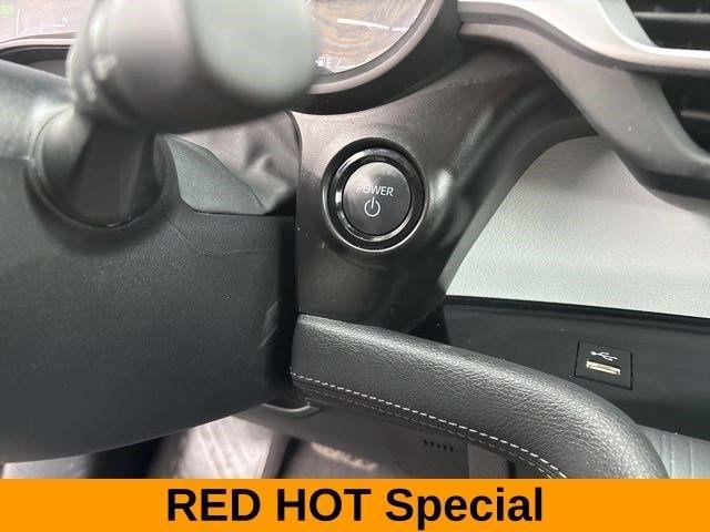 Toyota Sienna LE 8 Passenger 2025