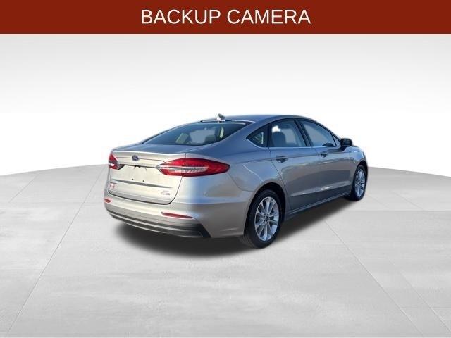 Ford Fusion Hybrid  2020