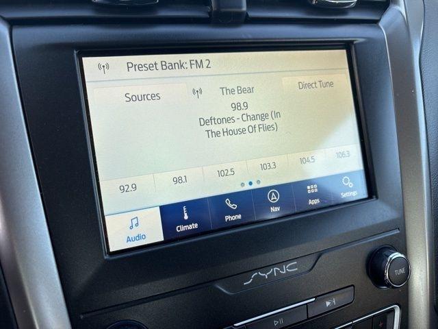 Ford Fusion Hybrid  2020