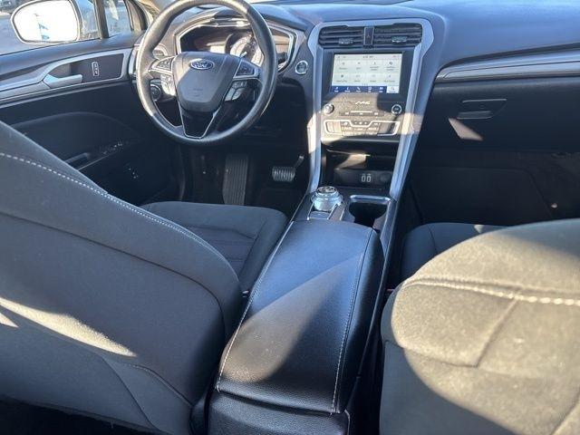 Ford Fusion Hybrid  2020