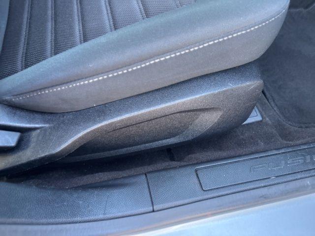 Ford Fusion Hybrid  2020