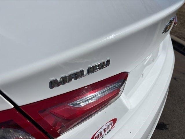 Chevrolet Malibu  2022