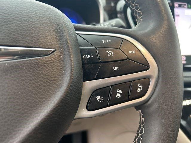 Chrysler Pacifica  2023