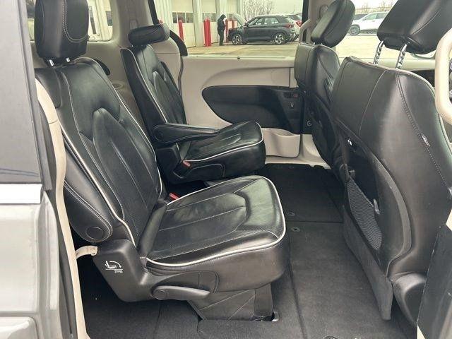 Chrysler Pacifica  2023