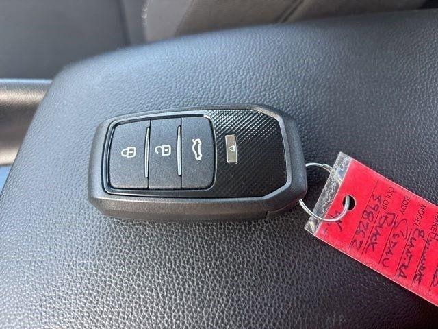 Hyundai Elantra  2023