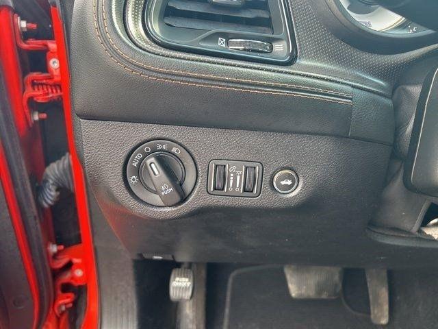 Dodge Challenger  2020