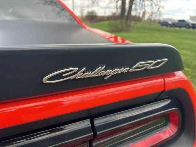 Dodge Challenger  2020