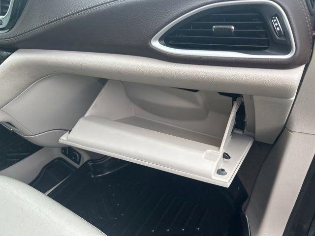 Chrysler Pacifica  2021