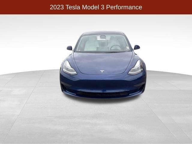 Tesla Model 3  2023