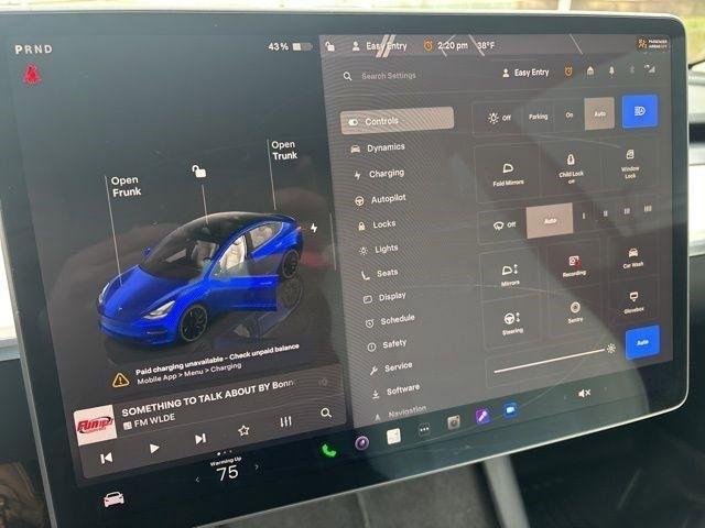 Tesla Model 3  2023