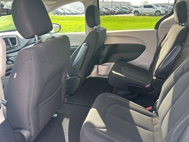 Chrysler Voyager  2023