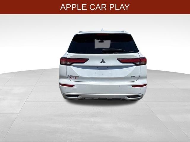 Mitsubishi Outlander  2023