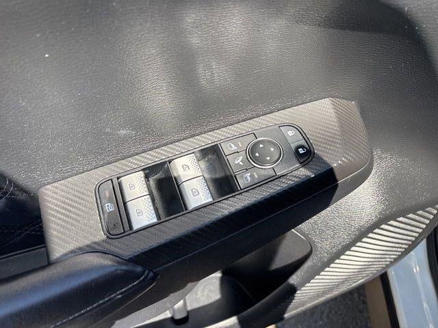 Mitsubishi Outlander  2023