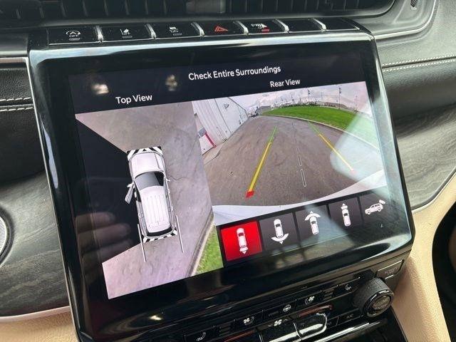 Jeep Grand Cherokee  2023