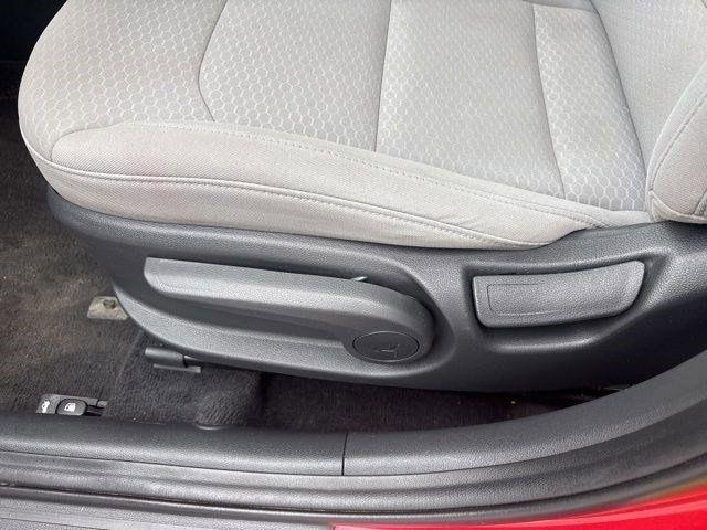 Hyundai Elantra  2020