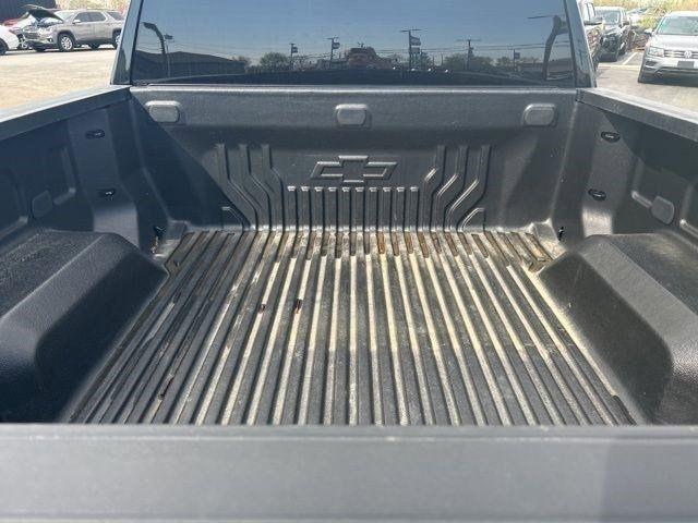Chevrolet Silverado 1500  2021