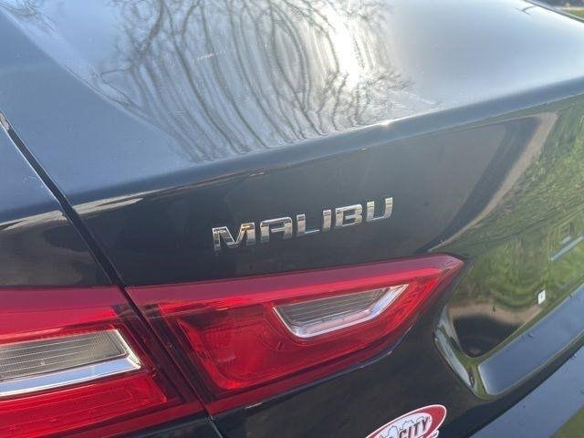 Chevrolet Malibu  2023