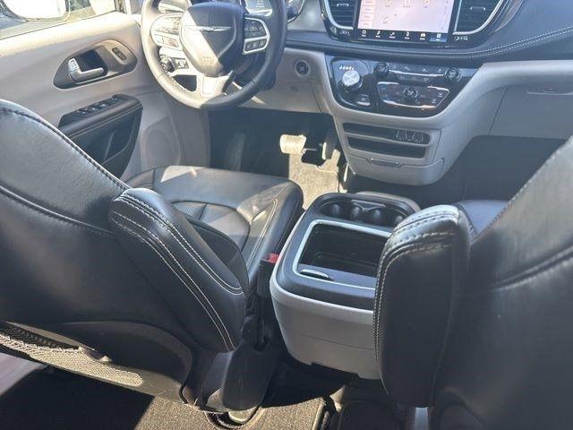 Chrysler Pacifica  2024