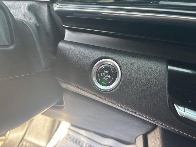 Cadillac Escalade  2021