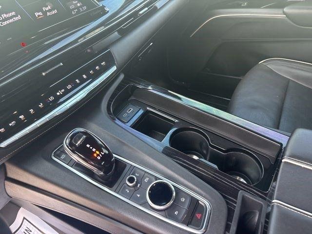 Cadillac Escalade  2021