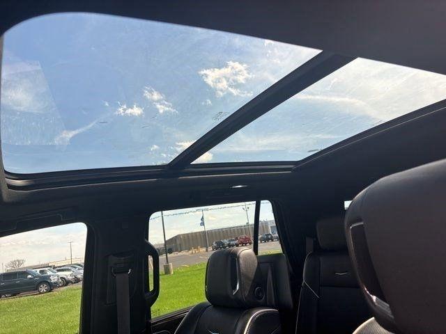 Cadillac Escalade  2021