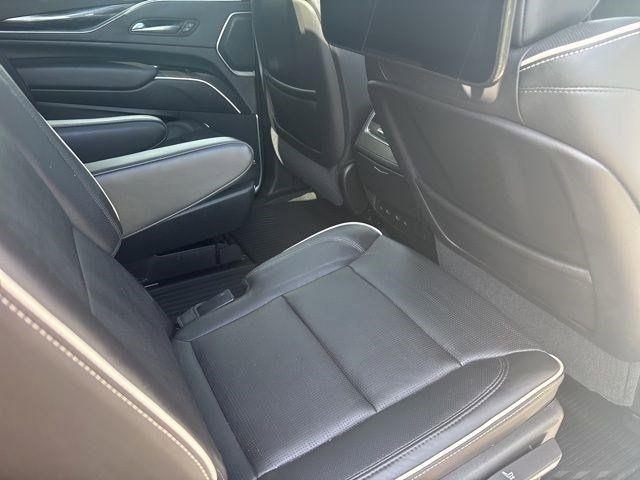 Cadillac Escalade  2021