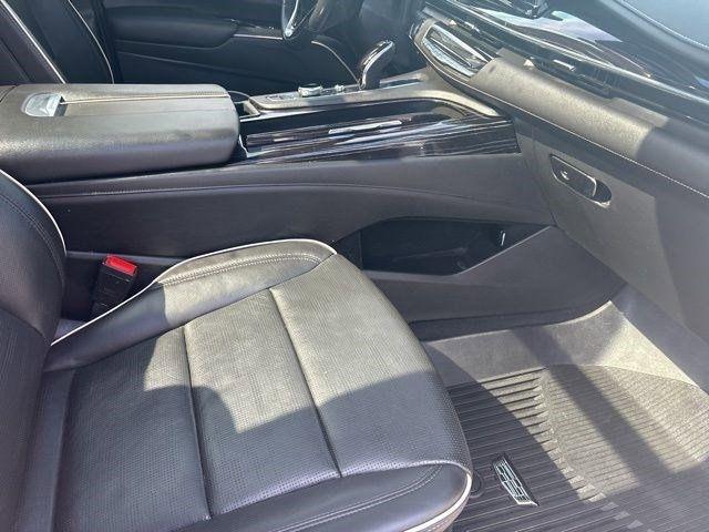 Cadillac Escalade  2021