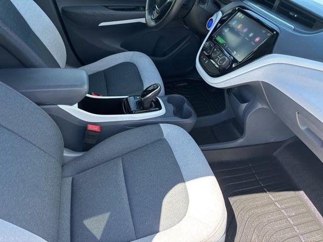 Chevrolet Bolt EV  2017