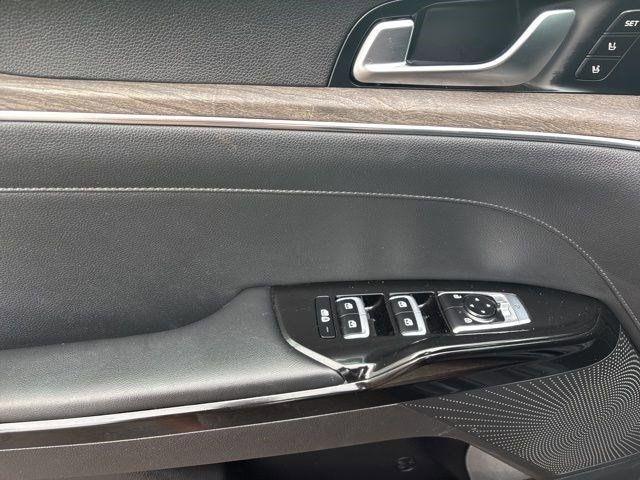 Kia K5  2023