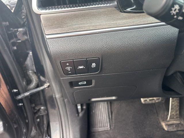 Kia K5  2023