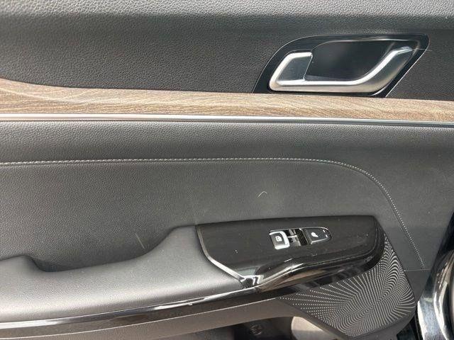 Kia K5  2023