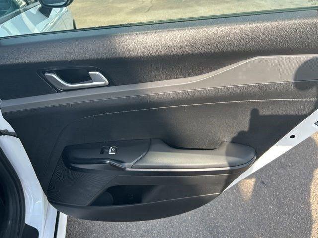 Kia K5  2023