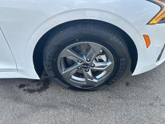 Kia K5  2023