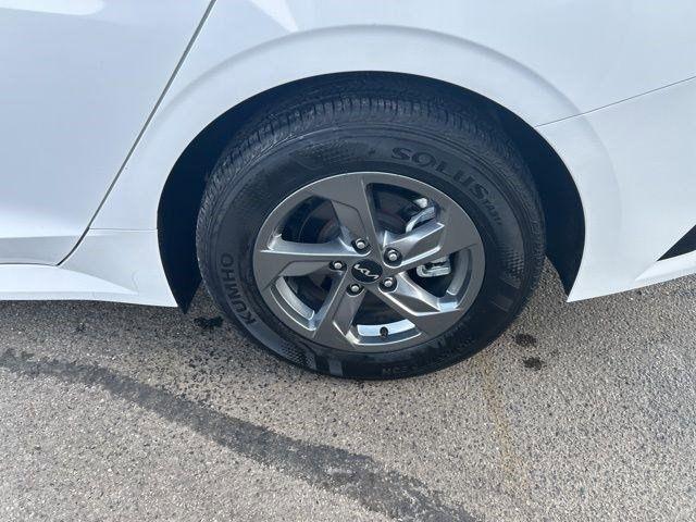 Kia K5  2023