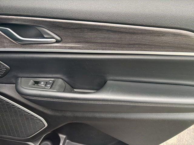 Jeep Grand Cherokee  2021