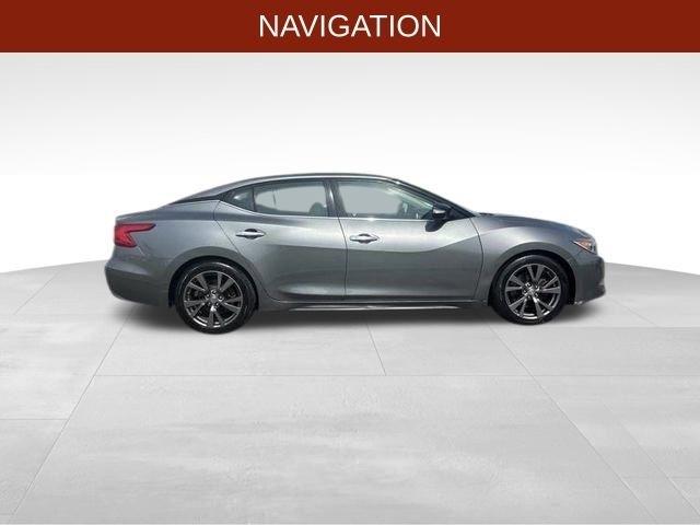 Nissan Maxima  2017