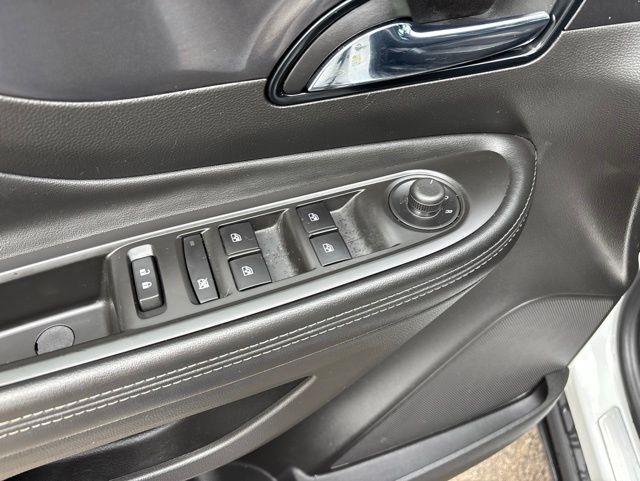 Buick Encore  2020