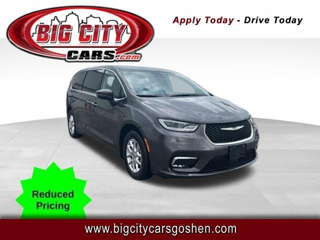 Chrysler Pacifica Touring L 2023