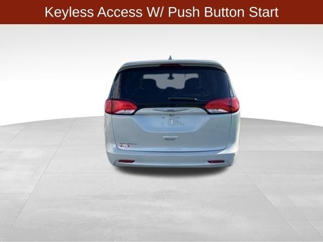 Chrysler Pacifica  2017