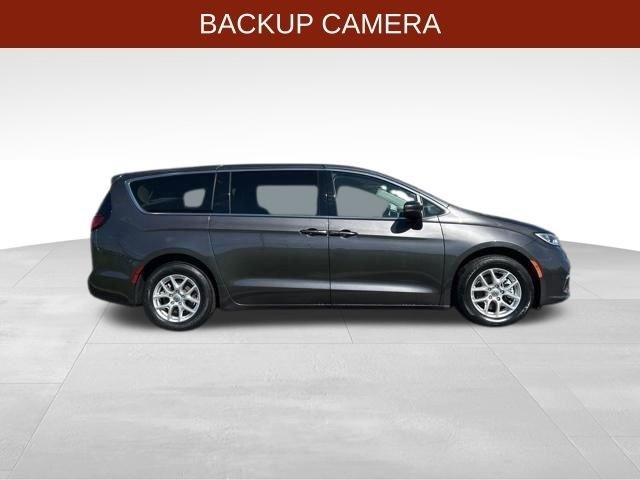 Chrysler Pacifica  2023