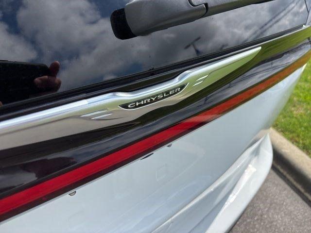 Chrysler Pacifica  2023