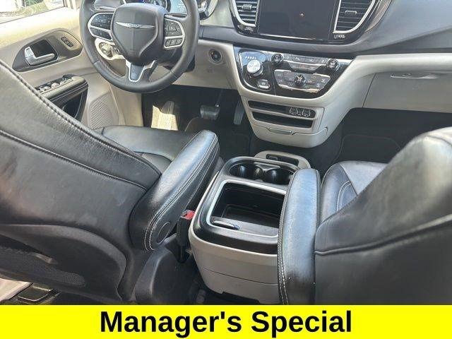 Chrysler Pacifica Touring L 2024